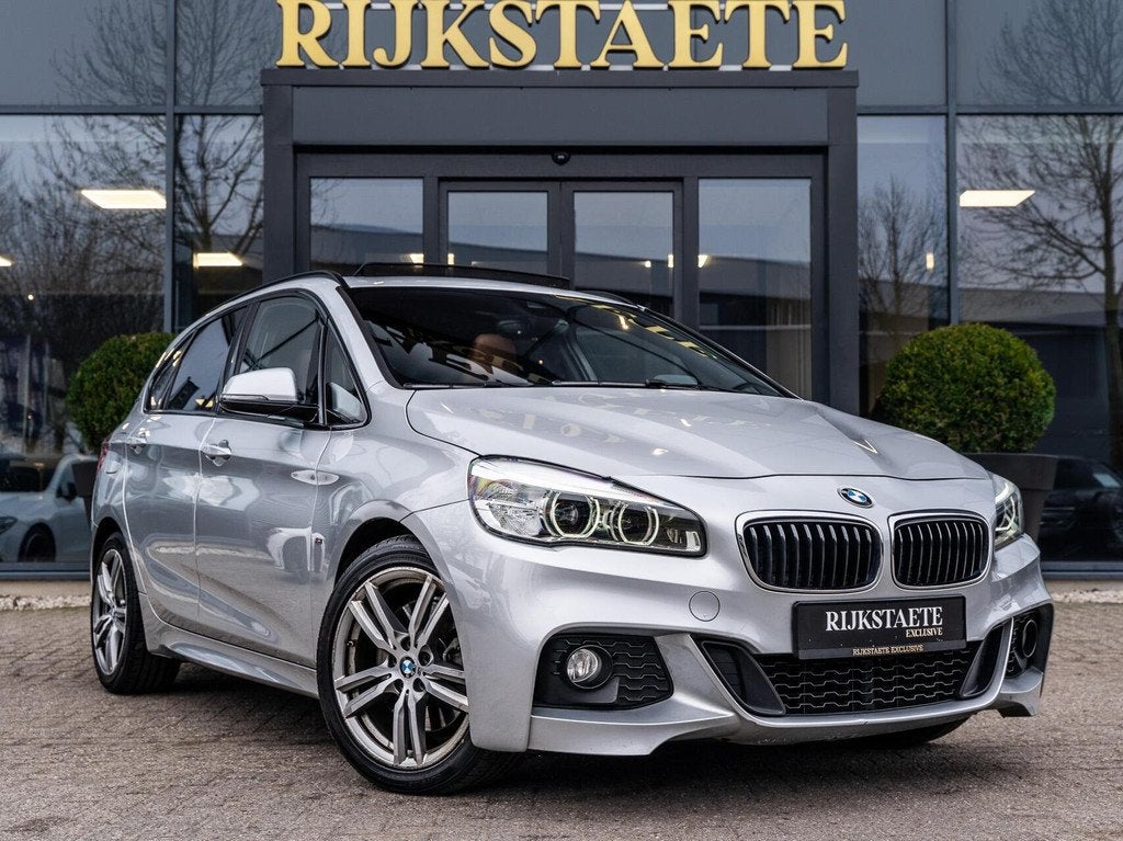 BMW 2-serie Active Tourer 225xe High Executive|PANO|H&K|LED, Auto's, Automaat, Gebruikt, Vierwielaandrijving, Hybride Elektrisch/Benzine