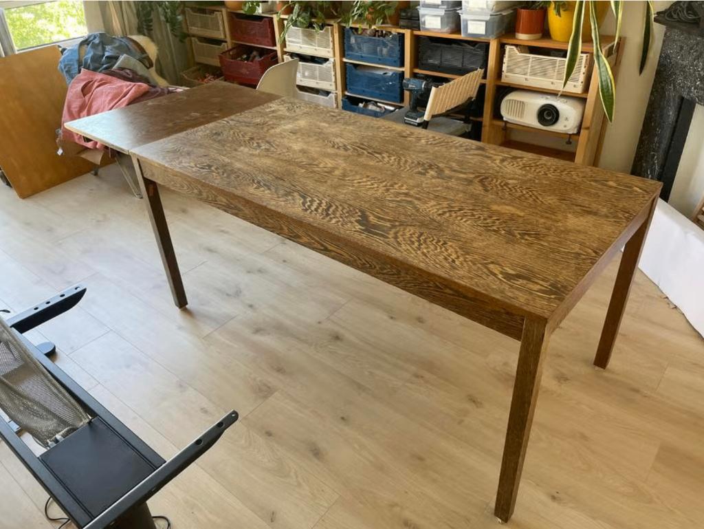 Martin Visser eettafel voor Spectrum Wengé, Ophalen