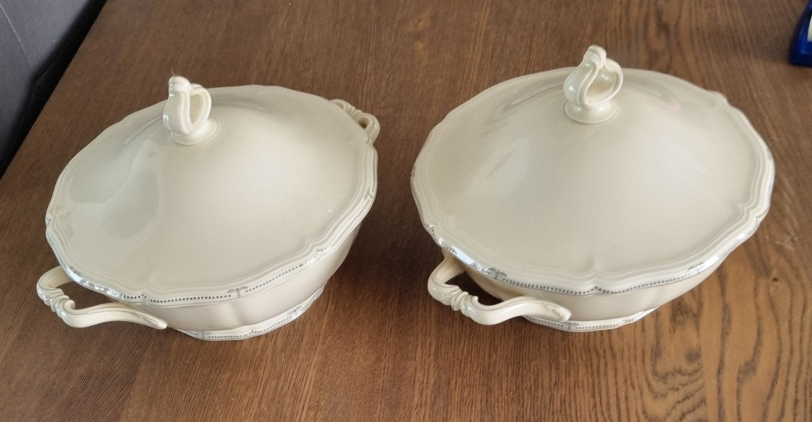 2 antieke schalen, Ophalen