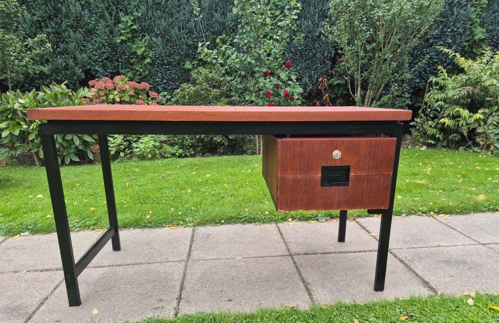 Vintage bureau Cees Braakman voor Pastoe EU01 jr 50, Ophalen, Gebruikt