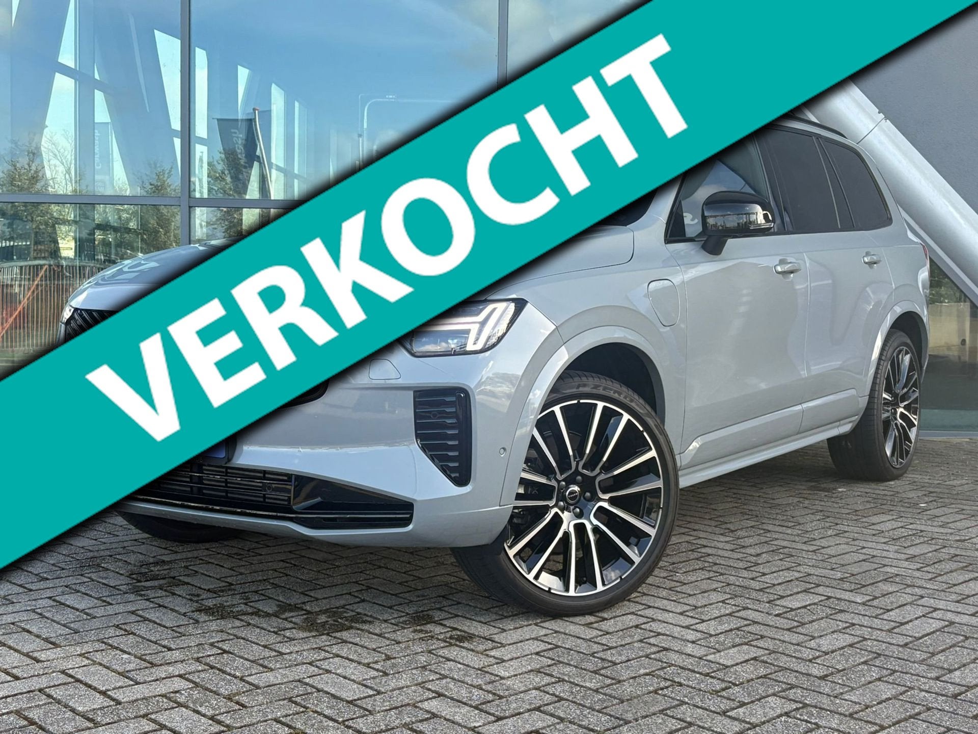 Volvo XC90 2.0 T8 Plug-in hybrid AWD Ultra Dark FACELIFT 455, Gebruikt, Zwart, 4 cilinders, 1969 cc
