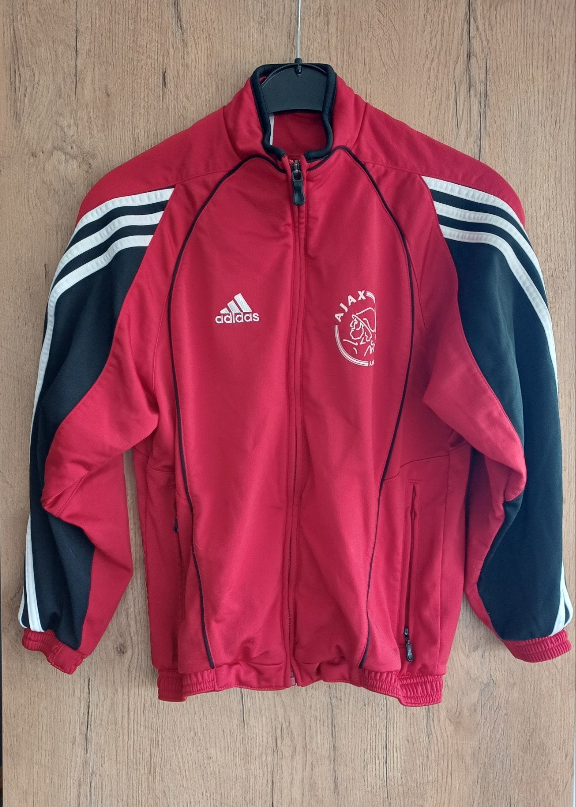 Zgan. Ajax Trainingsjasje Trainingsjack maat 140 voor € 20, Ophalen, Zo goed als nieuw, Jongen of Meisje