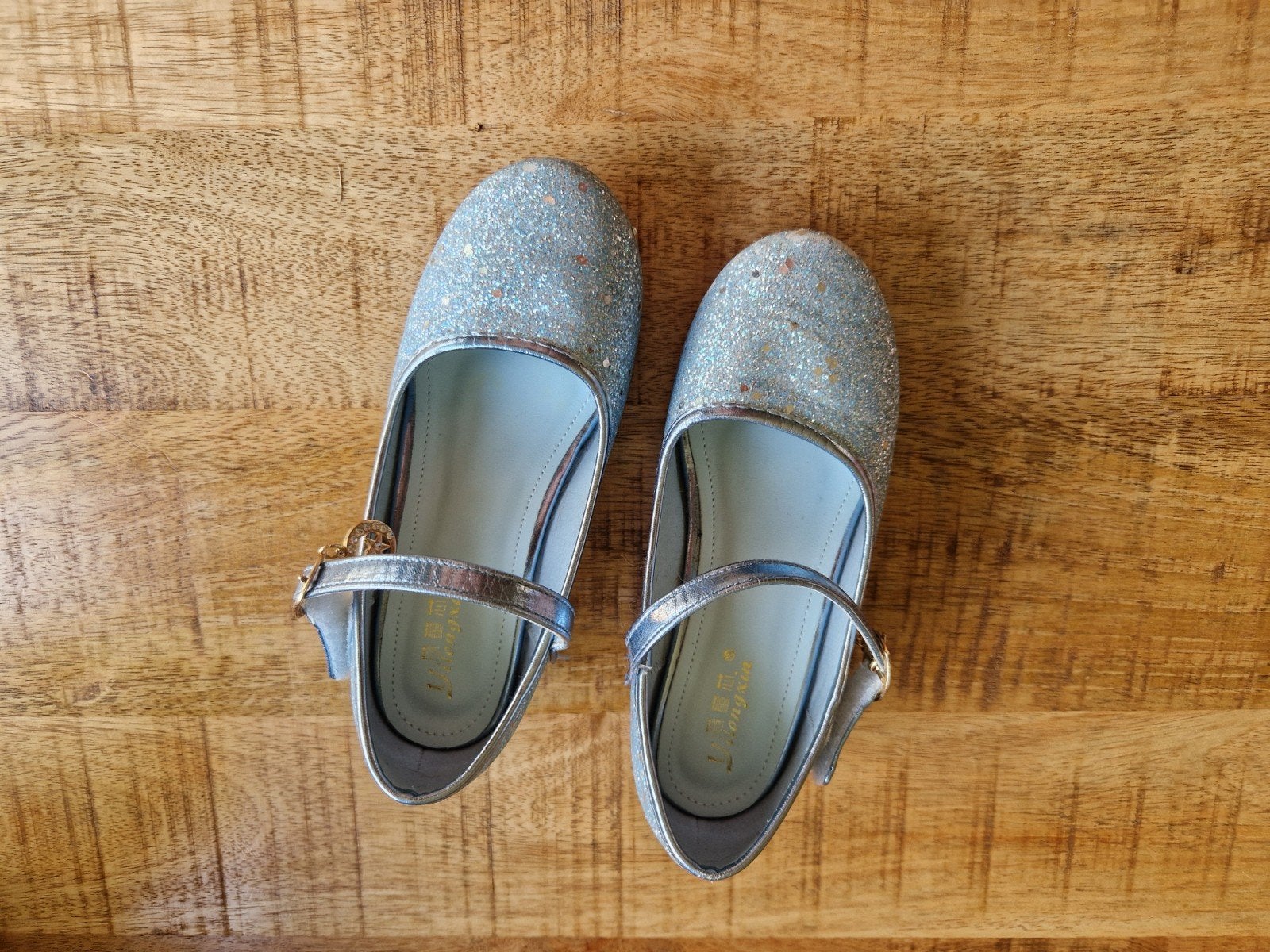 Glitterende Meisjesschoenen Maat 33 - Zo Goed Als Nieuw, Meisje, Schoenen, Ophalen of Verzenden, Zo goed als nieuw