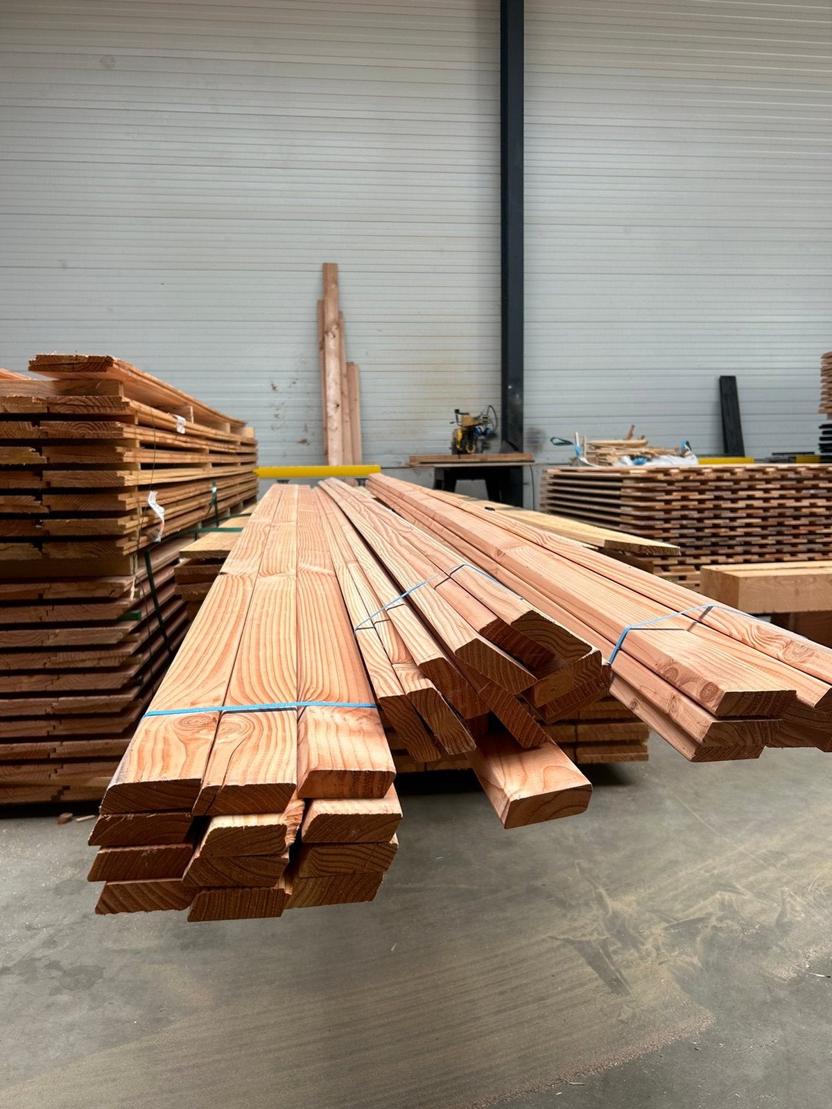 Partij Douglas rhombus profiel 2,0 x 6,5 x 360 cm, Ophalen of Verzenden, Nieuw, 250 cm of meer, Planken