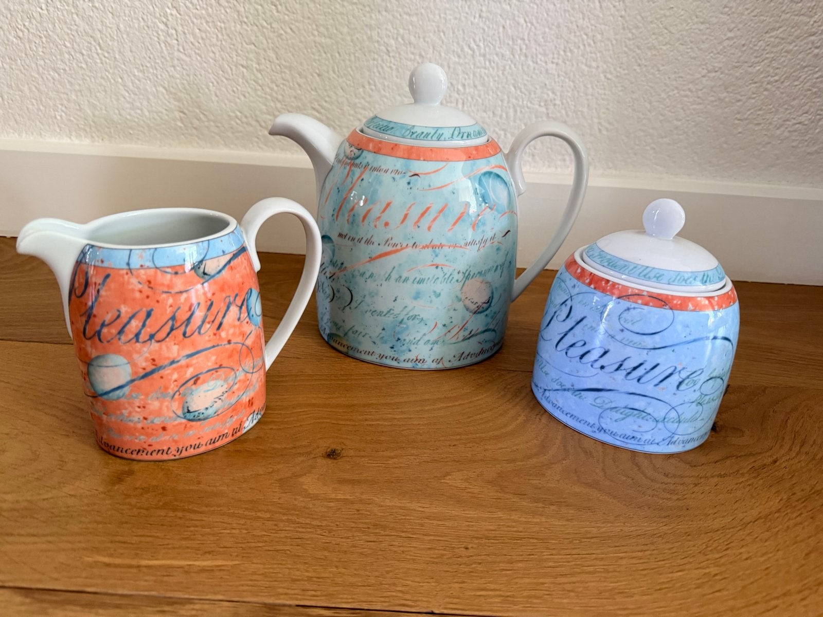 Wedgwood Variations Theeservies: Theepot, Suikerpot, Melkkan, Ophalen