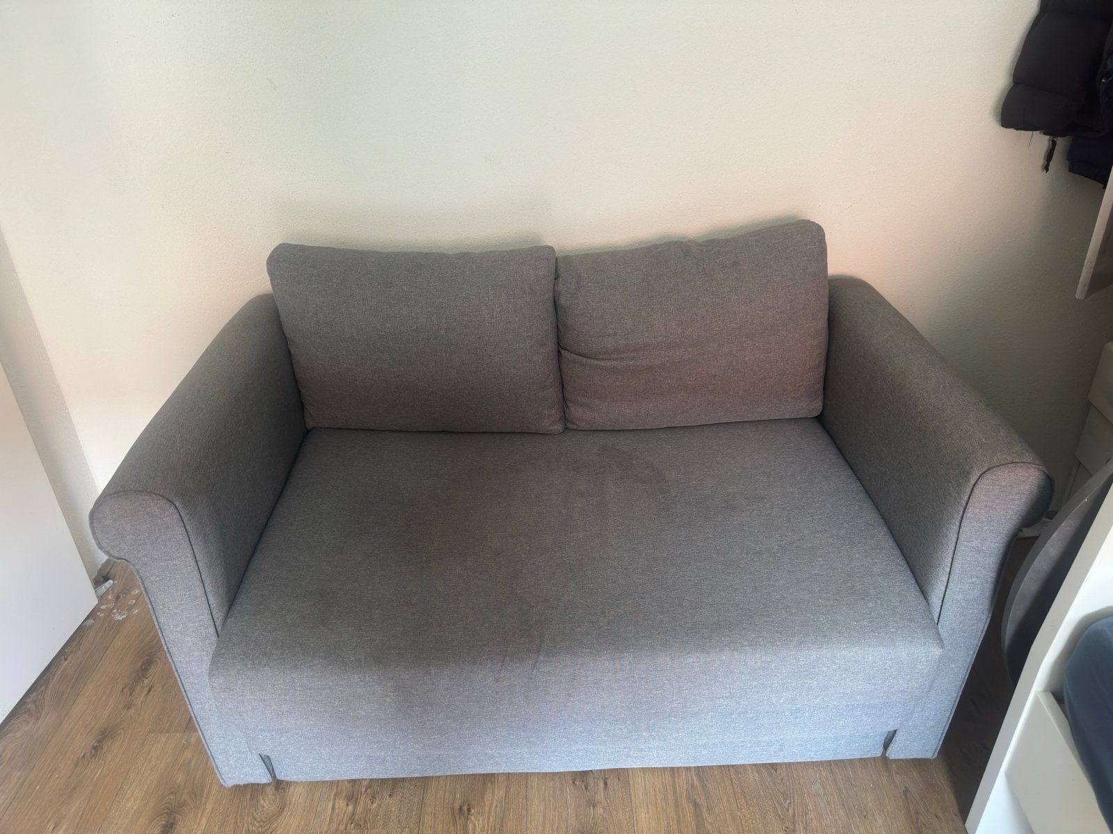 Grijze slaapbank / tweepersoonsbank, Ophalen, Zo goed als nieuw, Tweepersoons, 150 tot 200 cm