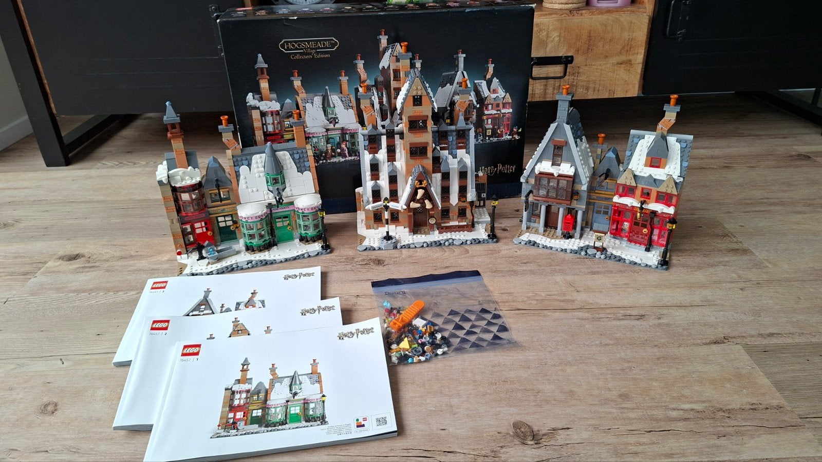 Lego Harry Potter Het dorp Zweinsveld 76457 ZONDER POPPETJES, Ophalen, Zo goed als nieuw