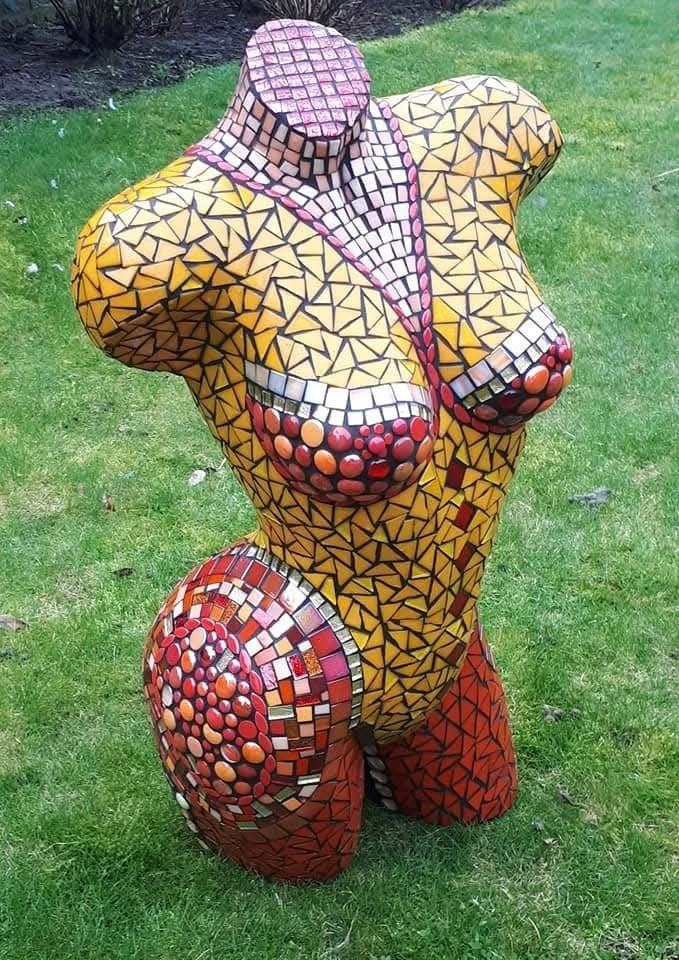 sexy torso / beeld vrouw mozaïek, Ophalen