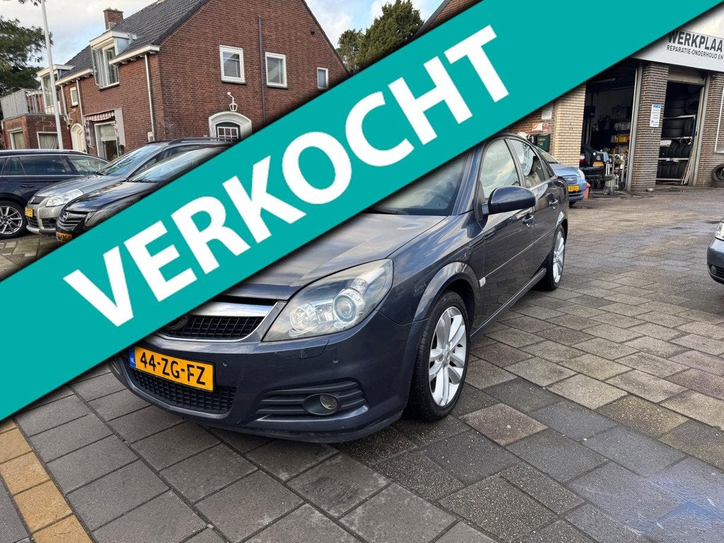 Opel Vectra GTS 1.8-16V Temptation Excellence AIRCO/ HALF LE, Voorwielaandrijving, Gebruikt, Zwart, 4 cilinders