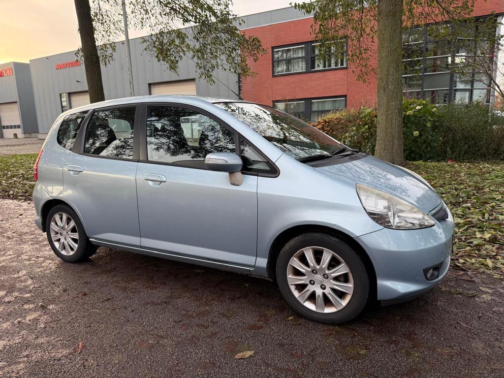Honda Jazz 1.4 ES clima apk zeer nette auto, Voorwielaandrijving, 83 pk, 450 kg, 4 cilinders