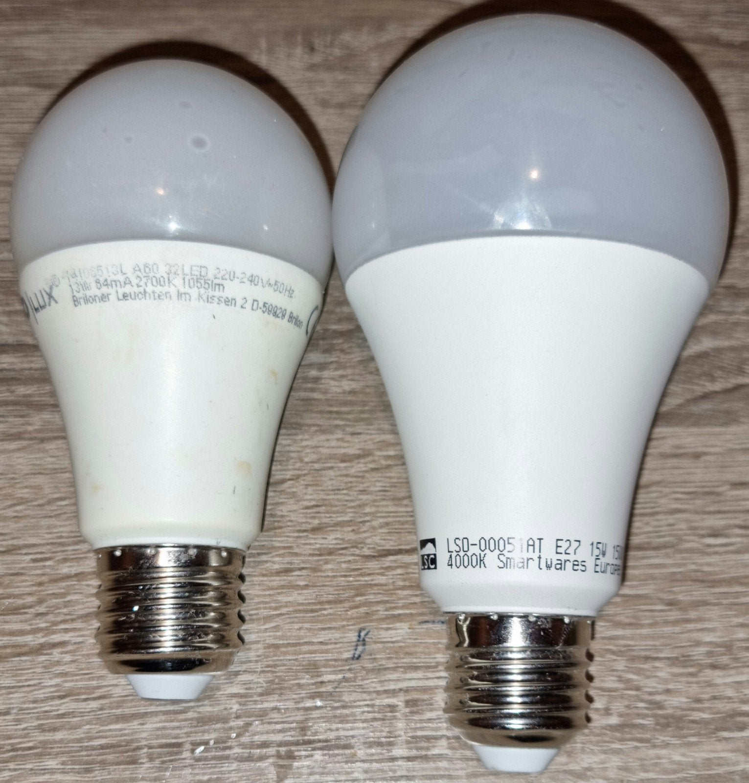 Led lamp E27 15 13 watt, Huis en Inrichting, Lampen | Losse lampen, Led-lamp, Zo goed als nieuw, 10 tot 30 watt, E27 (groot)