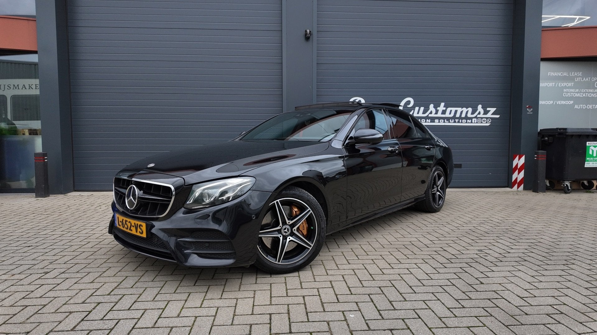 Mercedes-Benz E-klasse 300 de AMG HUD-BURMESTER-MEMORY-PANO-, Auto's, Dealer onderhouden, Achterwielaandrijving, Gebruikt, 4 cilinders