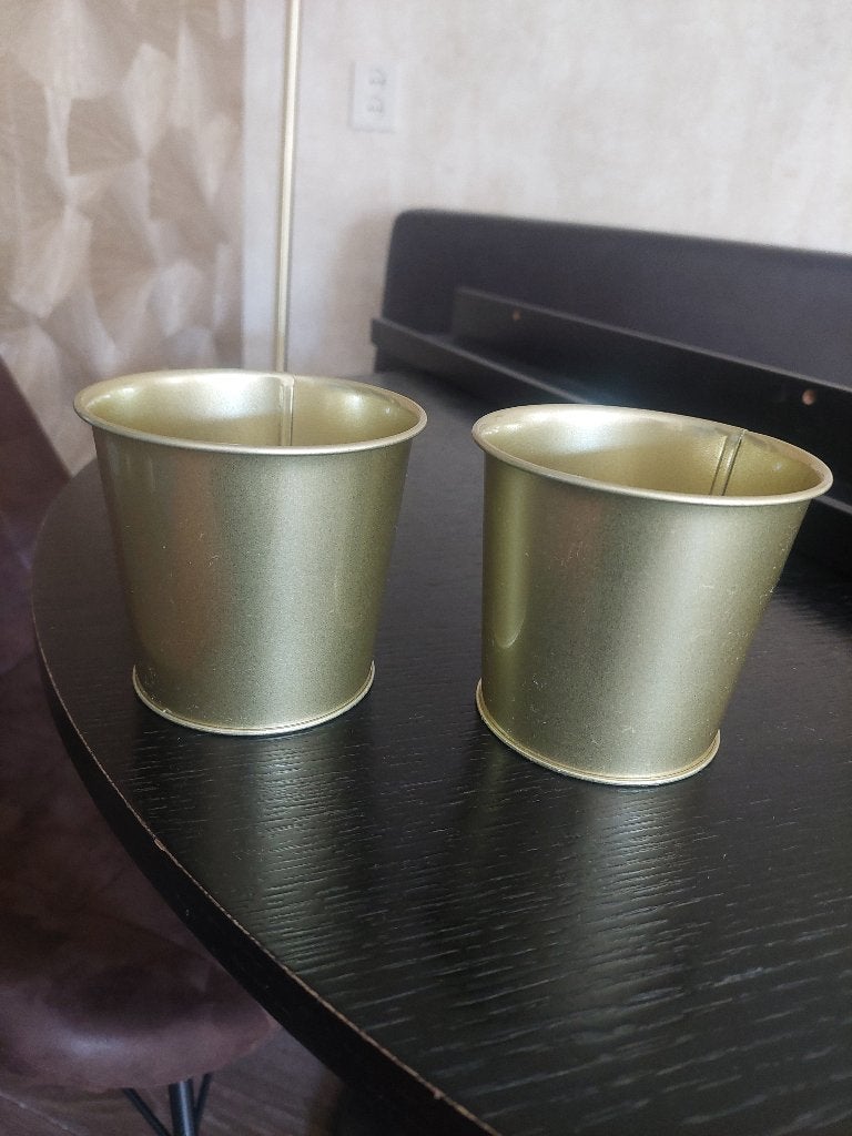bloempotjes goud, Tuin en Terras, Ophalen, Gebruikt, Rond, Metaal