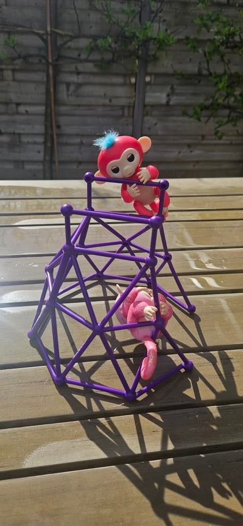 Fingerlings aapjes met klimrek - maken geluid, Ophalen of Verzenden, Gebruikt