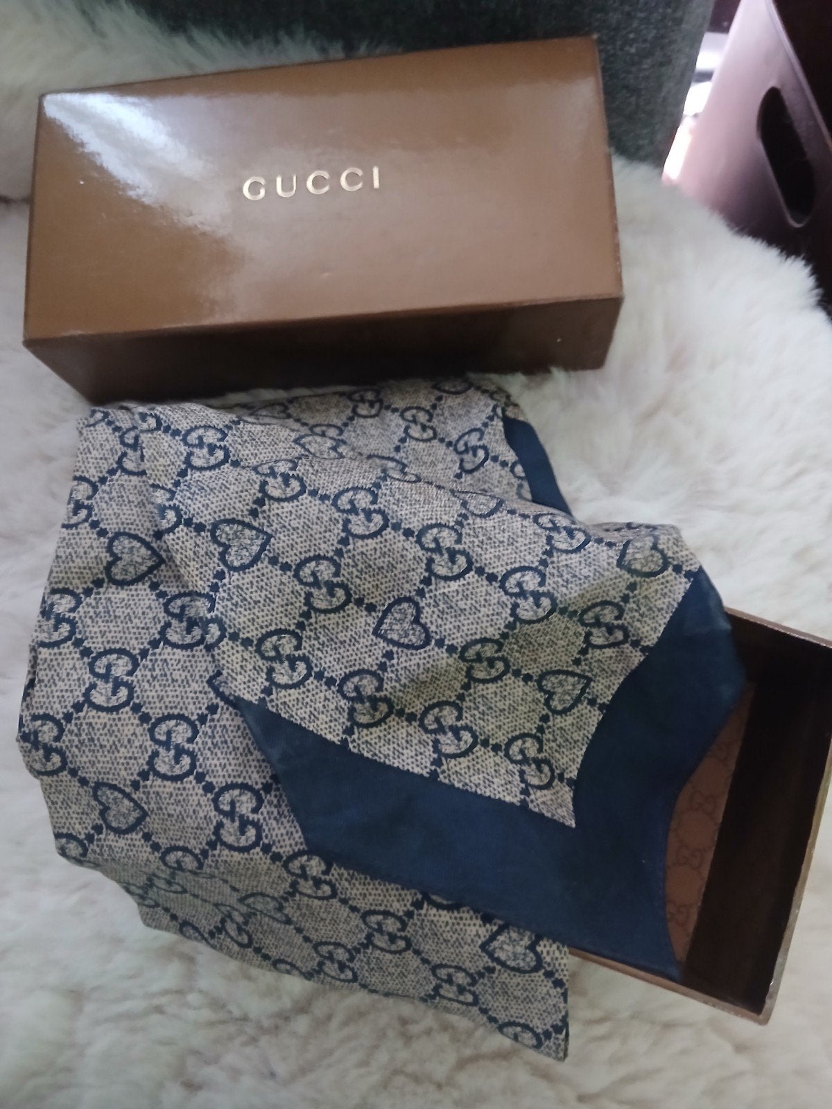 Gucci Sjaal - 100% Zijde - Zo goed als nieuw, Gucci, Ophalen of Verzenden, Zo goed als nieuw, Sjaal