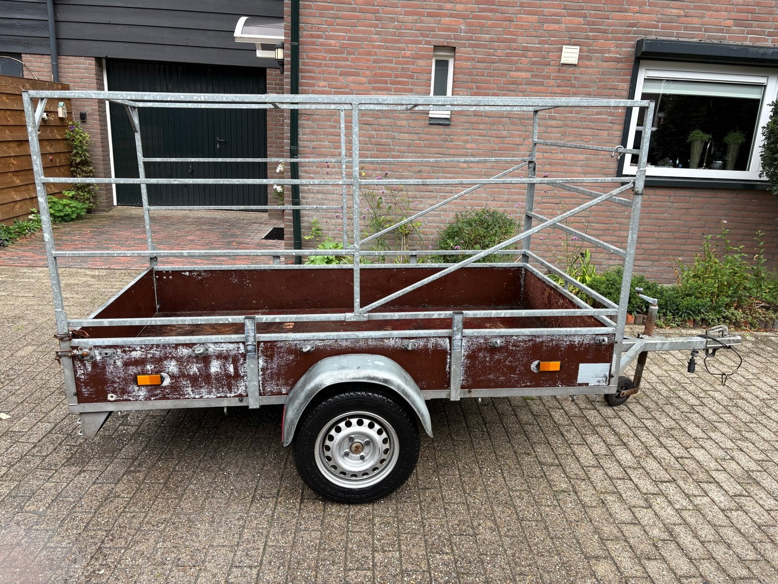aanhangwagen /aanhanger enkelasser met hoge rekken, Auto diversen, Aanhangers en Bagagewagens, Ophalen of Verzenden, Gebruikt