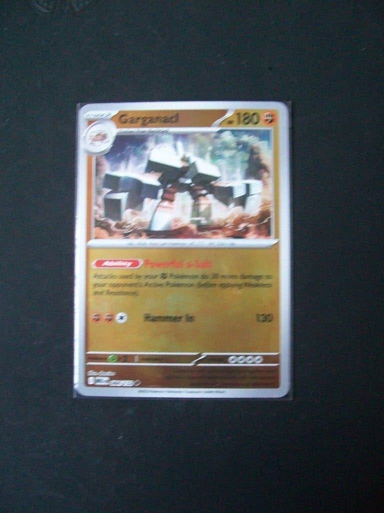 5939. Nieuwe Pokemon Kaart holofoil GARGANACL HP 180 084/132, Verzenden, Nieuw, Losse kaart, Foil