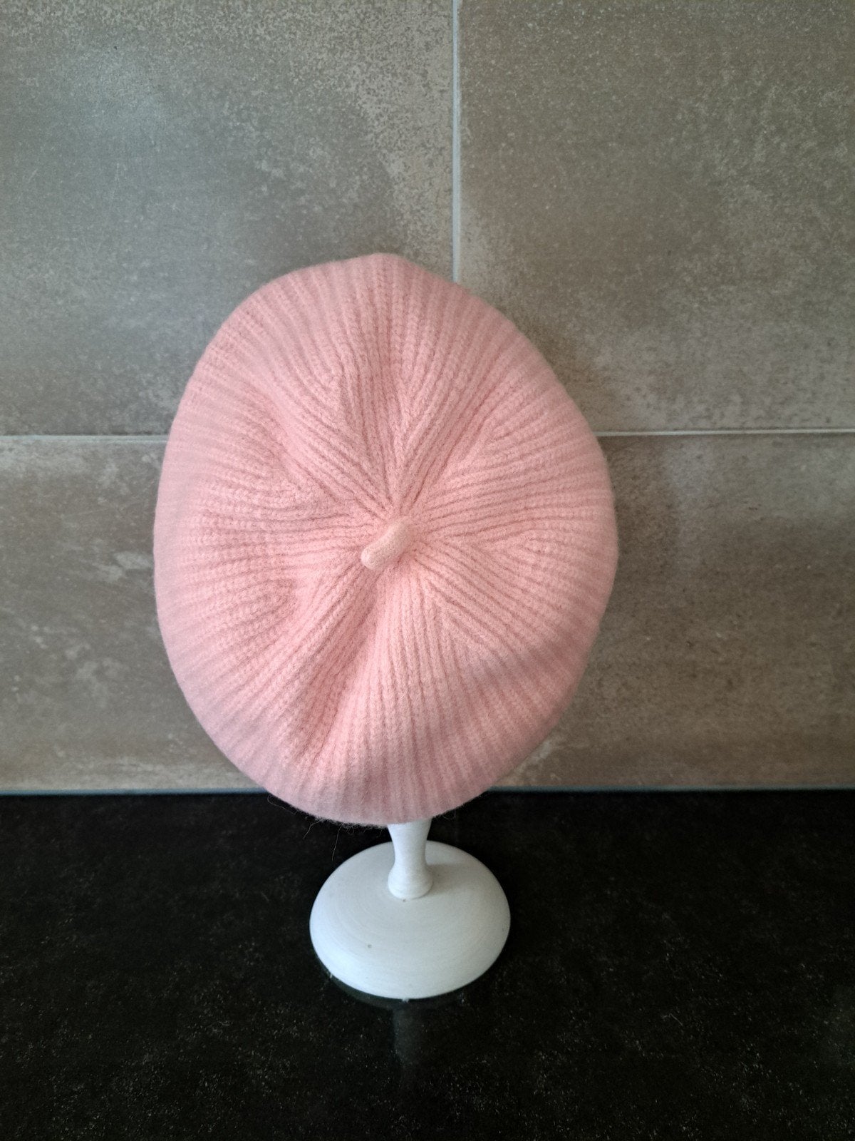 Roze gebreide baret, Ophalen of Verzenden, Nieuw, One size fits all, Pet