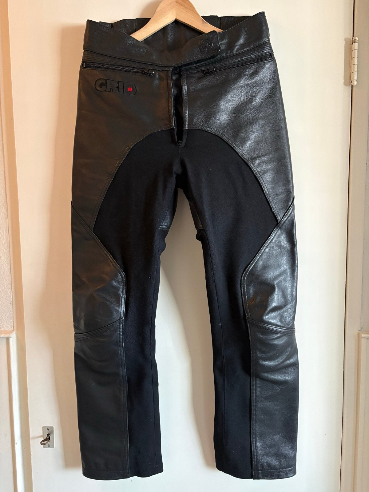 GRID Leren Motorbroek - Maat 40, Motoren, Kleding | Motorkleding, Broek | leer, Heren, Tweedehands, Ophalen of Verzenden