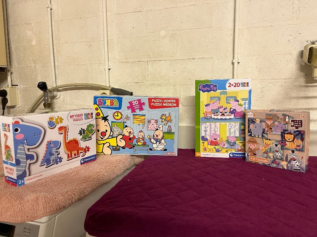 Diverse kinderpuzzels (Peppa Pig, Bumba, Dinosaurus, Safari), Ophalen of Verzenden, 10 tot 50 stukjes, Gebruikt, 2 tot 4 jaar