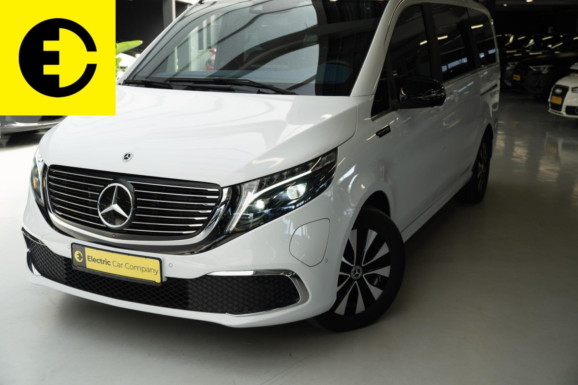 Mercedes EQV 300 L2 90kWh | SoH 93,0% | Leder | Panoramadak, Automaat, Gebruikt, Overige carrosserieën, Leder