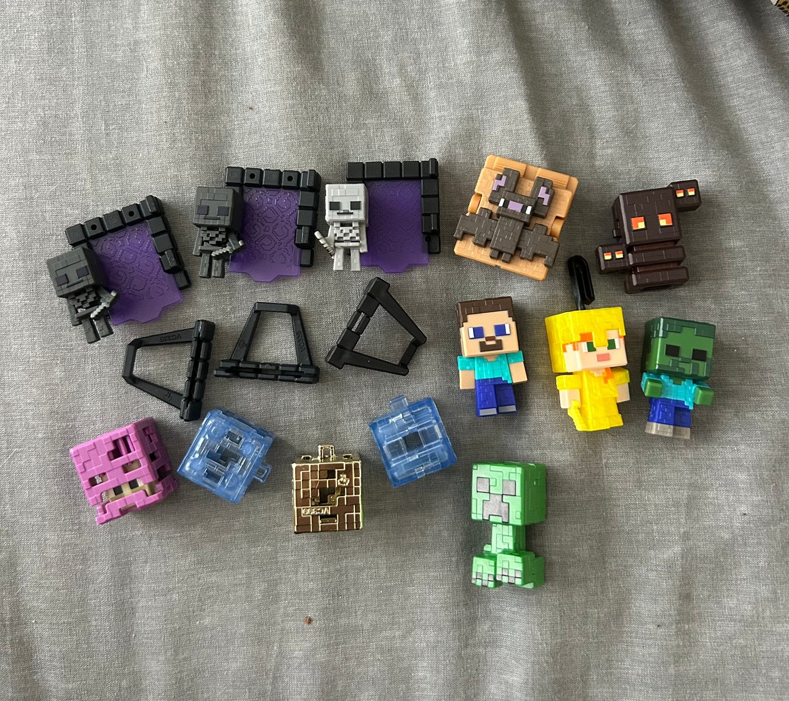 Kinder joy Minecraft, Ophalen of Verzenden, Nieuw, Overige soorten, Beeldje of Figuurtje