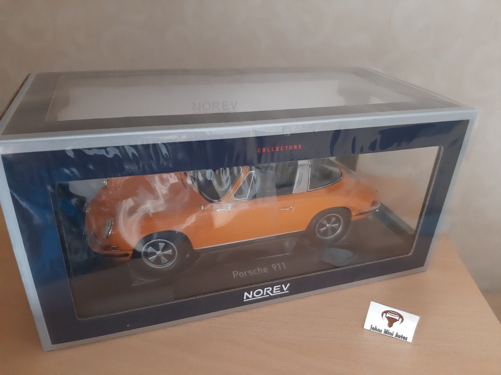Porsche 911 Targa T 2.2 1970 Signal Orange van Norev 1:18, Auto, Norev, Ophalen of Verzenden, Norev