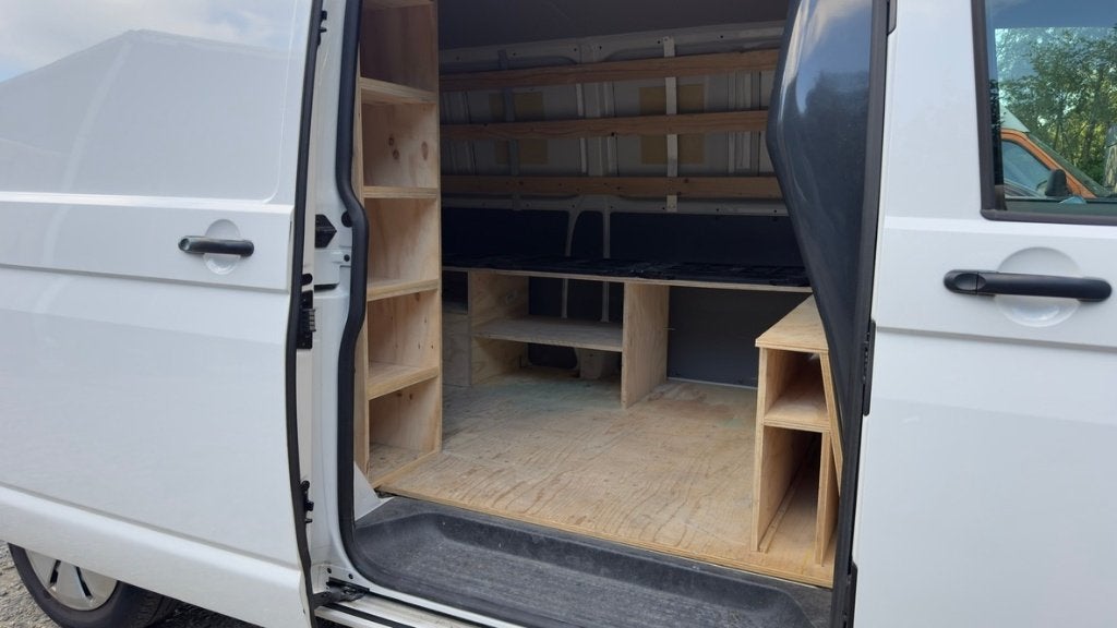 Foto 12 van Volkswagen Transporter 2.0 TDI 110pk L2H1 2020 I 89.000km