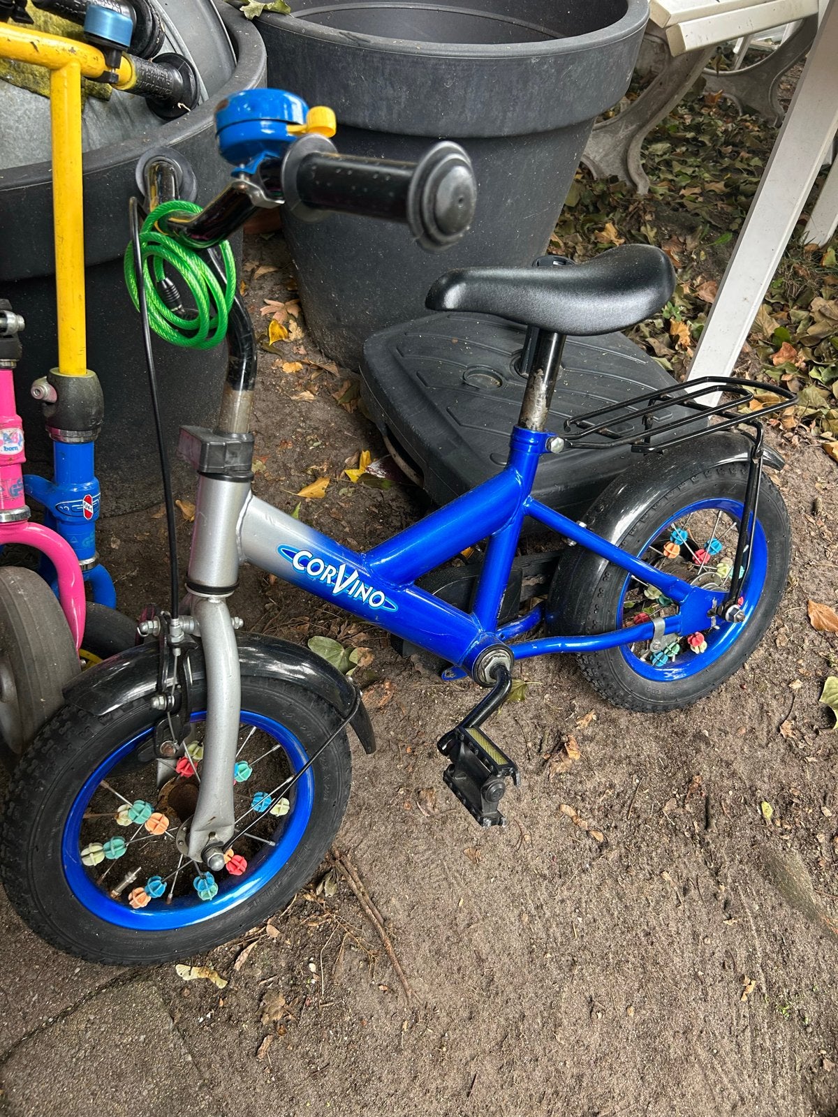 Corvino Kinderfiets Blauw, Terugtraprem, Zijwieltjes, Gebruikt, Ophalen of Verzenden