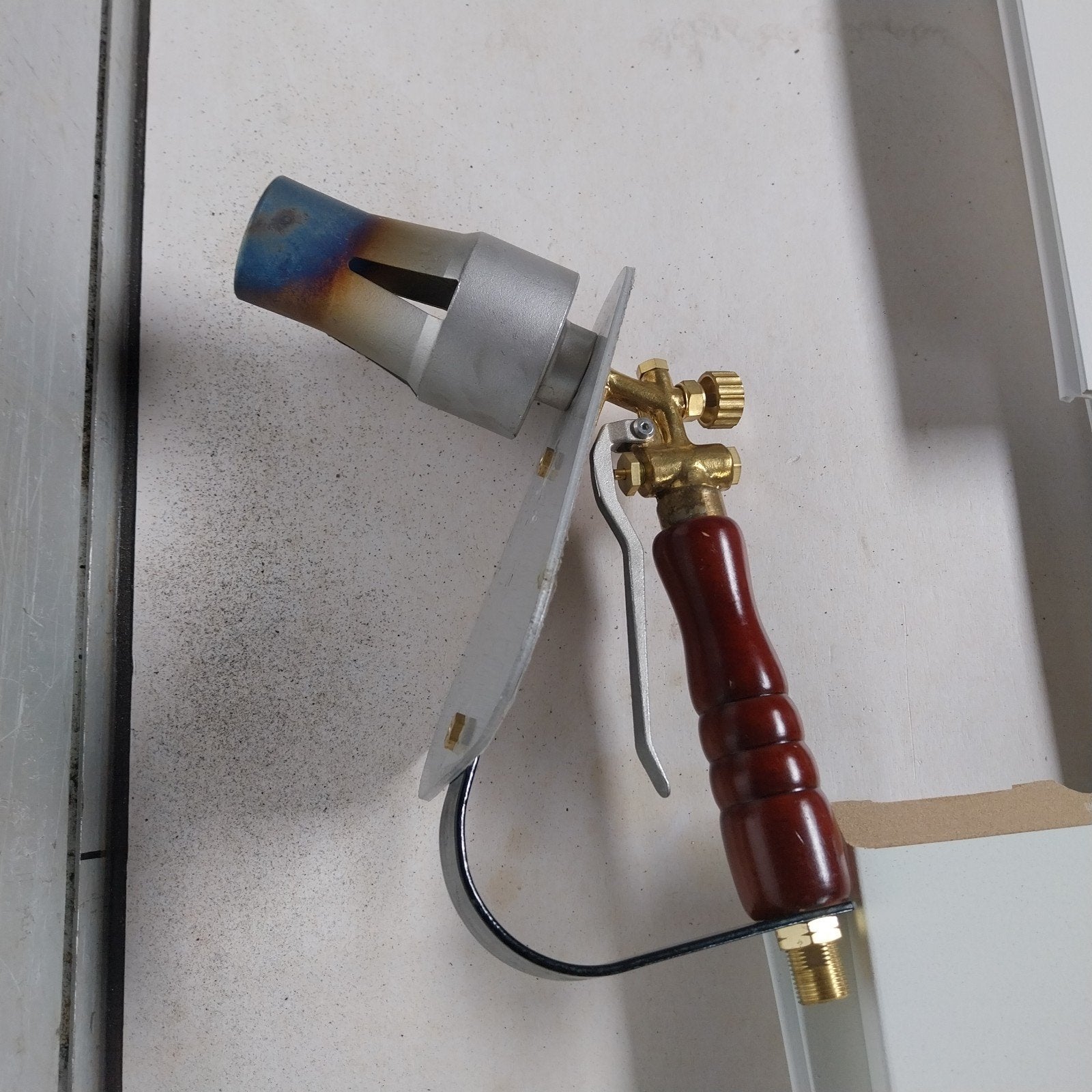 Soldeer- en dakbrander met houten handvat, Doe-het-zelf en Verbouw, Ophalen of Verzenden, Gebruikt, Overige typen, Overige merken