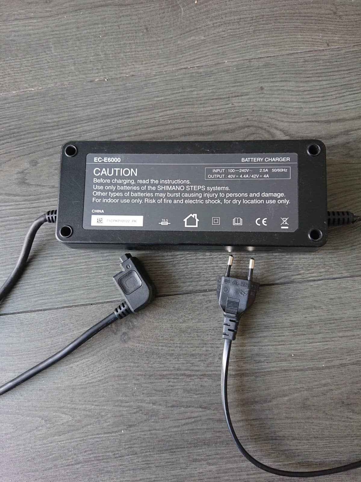 Shimano EC-E6000 E-bike Acculader, Zo goed als nieuw