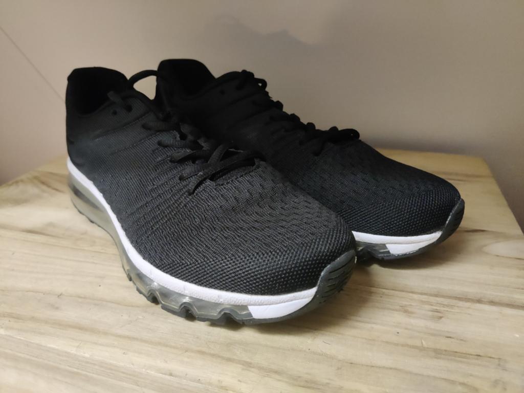 Zwarte sportschoenen Maat 42, Sport en Fitness, Overige Sport en Fitness, Ophalen of Verzenden