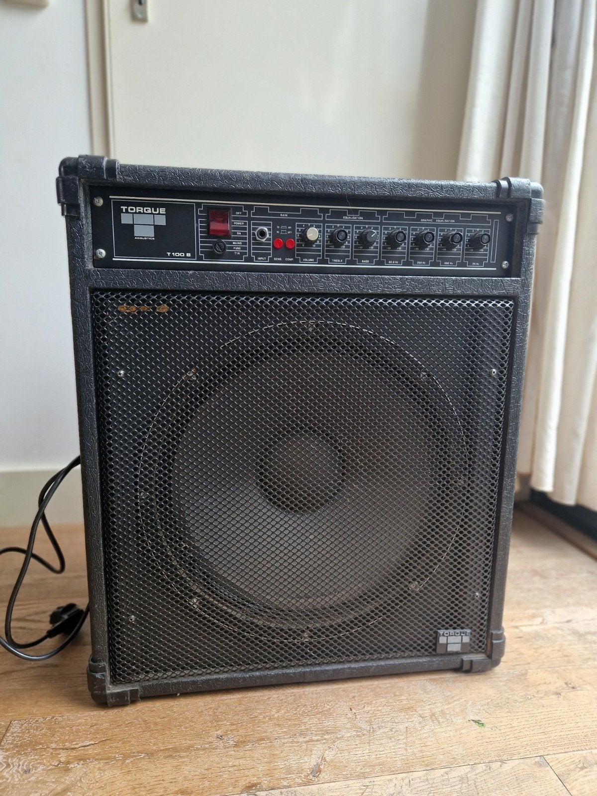 Bas-combi versterker 100 watt, Ophalen, 100 watt of meer
