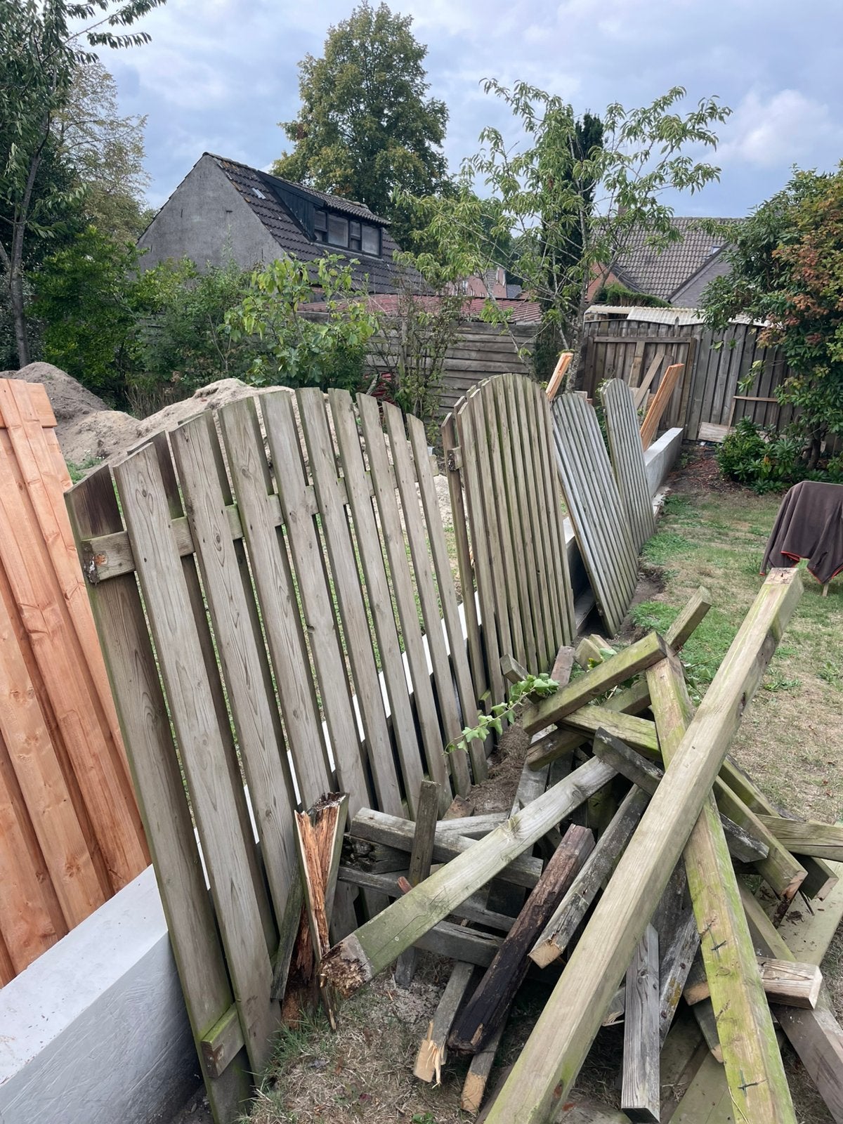 Gratis 4x tuinhek geïmpregneerd grenen, Tuin en Terras, Schuttingen, Ophalen, Minder dan 3 meter, Hout, 1 tot 2 meter