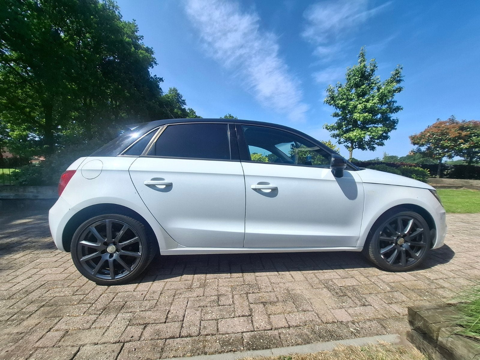 Audi A1 1.6 TDI 77KW SB 2014 Wit, Auto's, Audi, A1, 4 cilinders, 620 kg, Wit