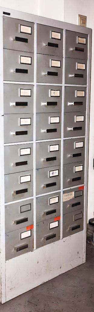 Gispen ladenkast - vintage - 24 laden - metaal, Huis en Inrichting, Kasten | Ladekasten, Ophalen, Gebruikt, 5 laden of meer, 100 tot 150 cm