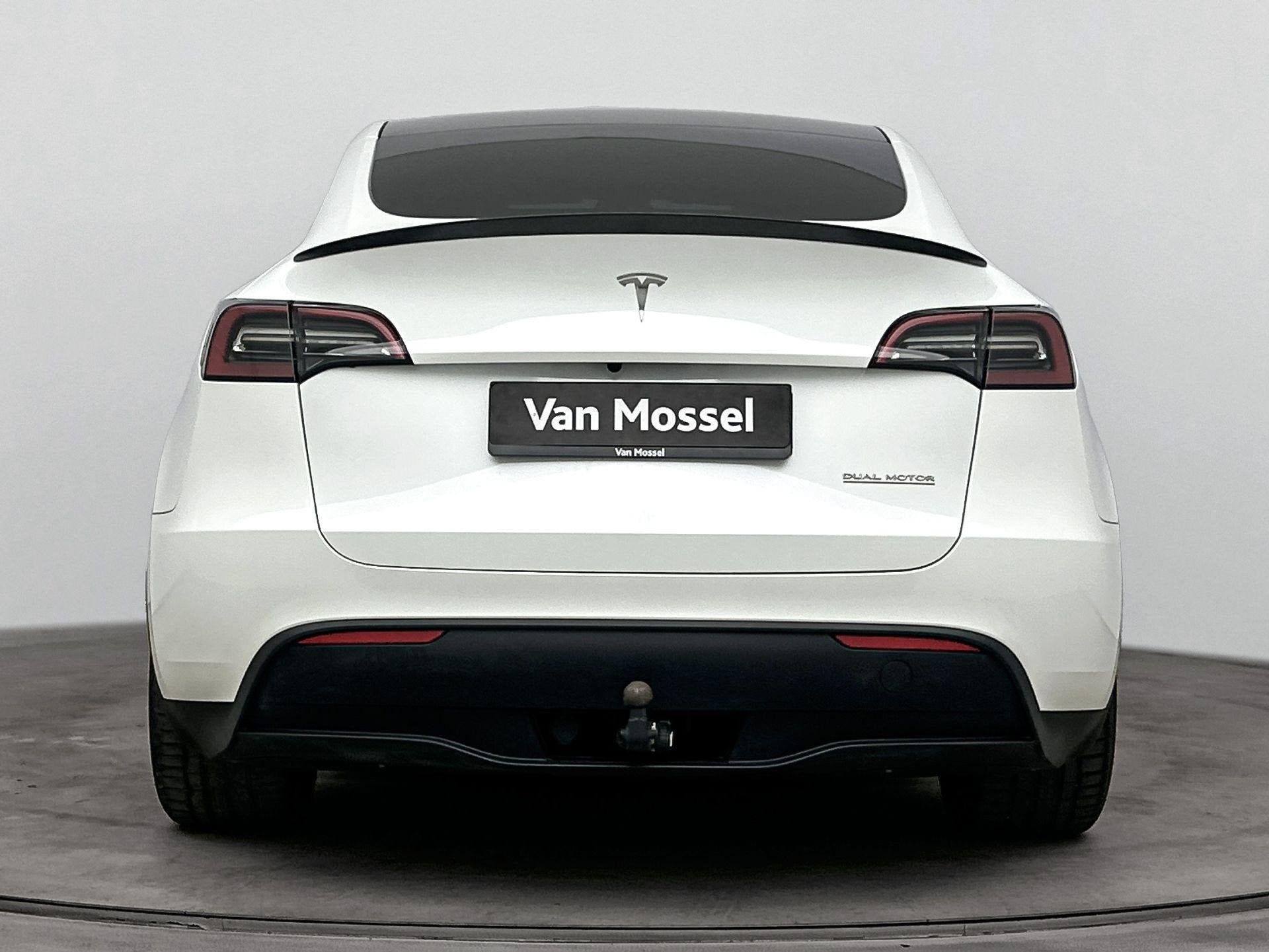 Tesla Model Y Performance AWD 75 kWh 463PK | Trekhaak 1600KG, Automaat, Gebruikt, 495 min, 462 pk