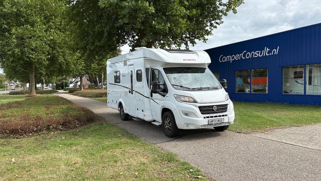 Dethleffs Trend 7017 EB Maxi lage enkele bedden 2 x airco, Chemisch toilet, Fiat, Bedrijf, Elektrische ramen