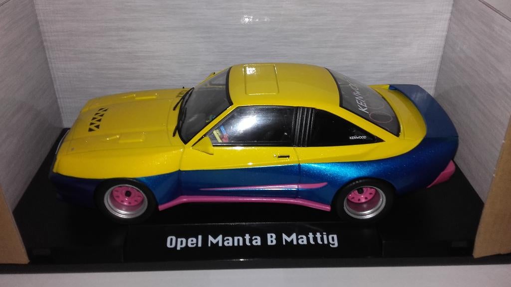 MCG 1:18 Opel Manta B Mattig uit de Film Manta Manta 1991, Ophalen of Verzenden, Nieuw, Auto, Overige merken