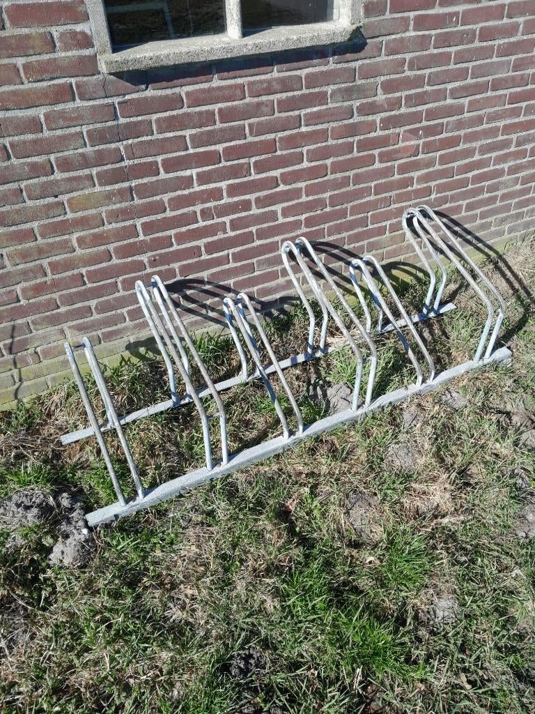 Zwaar metalen fietsenrek voor 6 fietsen, Ophalen, Zo goed als nieuw