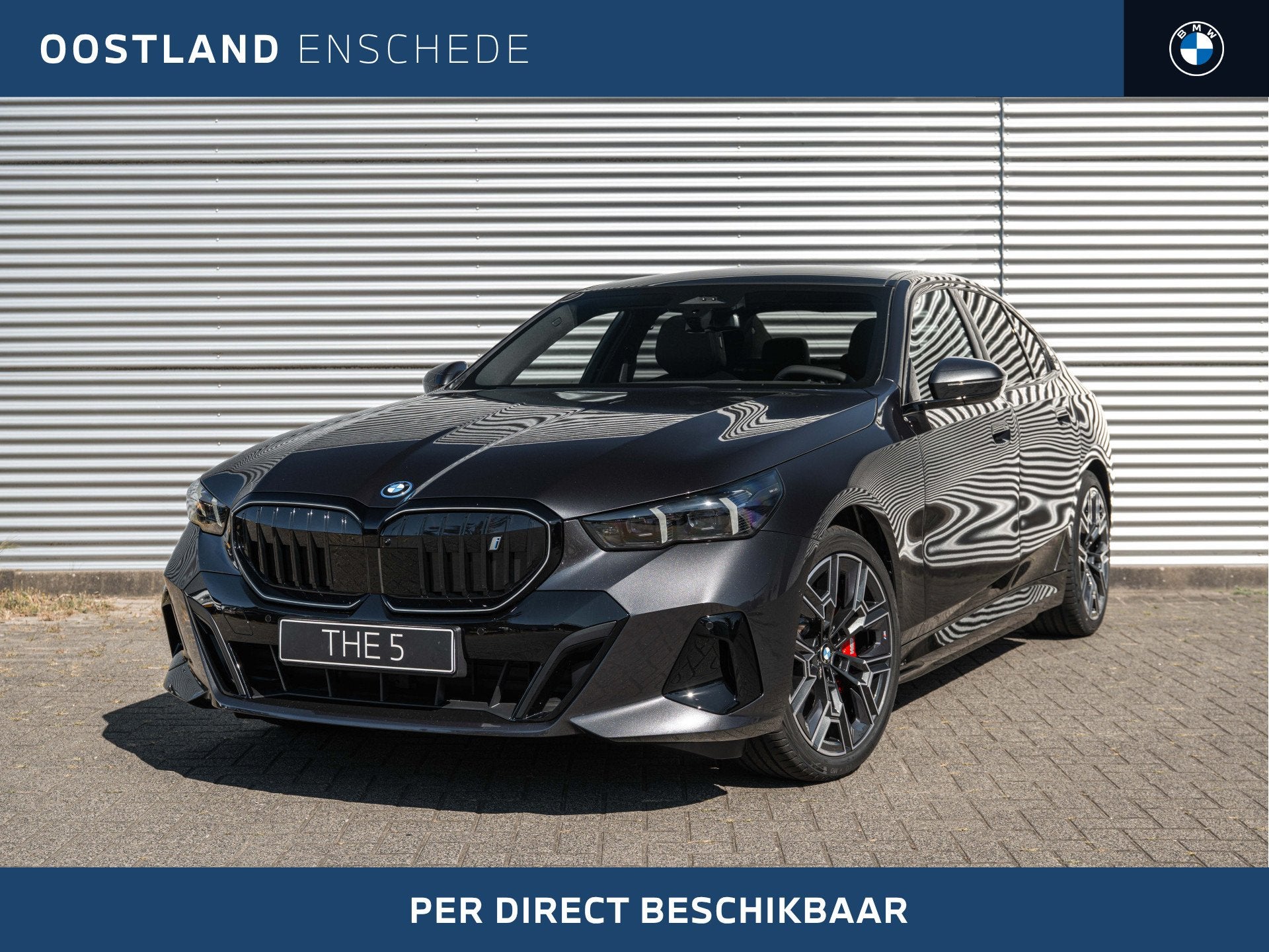 BMW i5 eDrive40 M Sport / Panoramadak / Trekhaak / Parking A