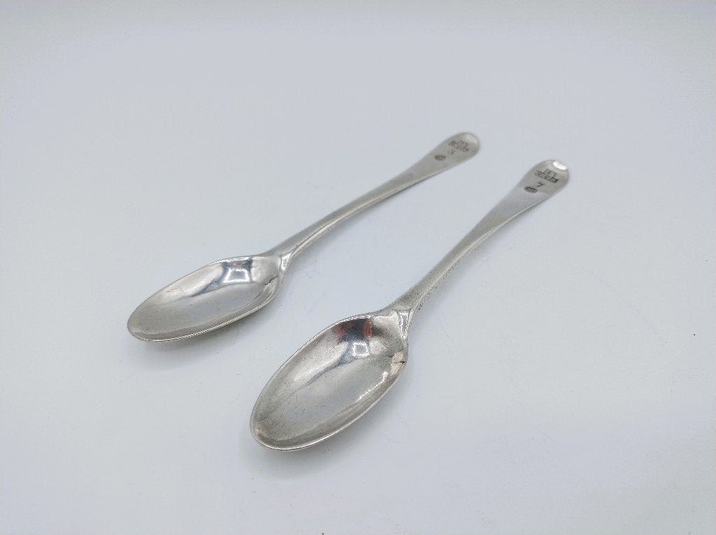 2 Zilveren lepels, L.P. Hackzell, Örebro, Zweden, ca. 1770, Antiek en Kunst, Verzenden