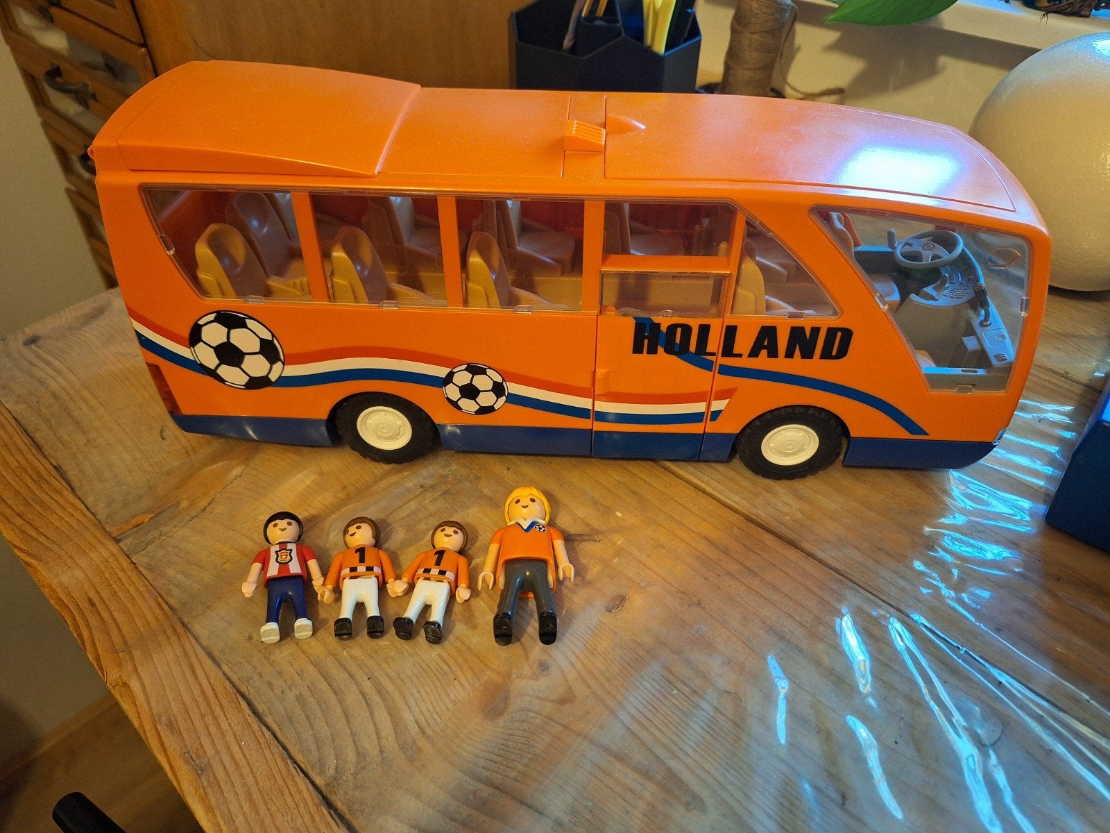 WK oranje Playmobil bus en voetbalspelers, Ophalen of Verzenden