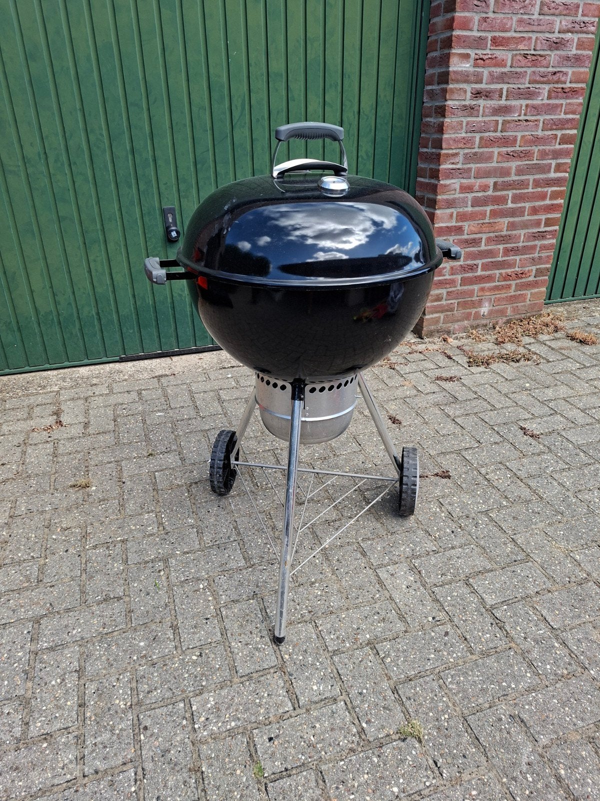 Weber master touch 57 cm, Ophalen, Zo goed als nieuw, Weber Mastertouch