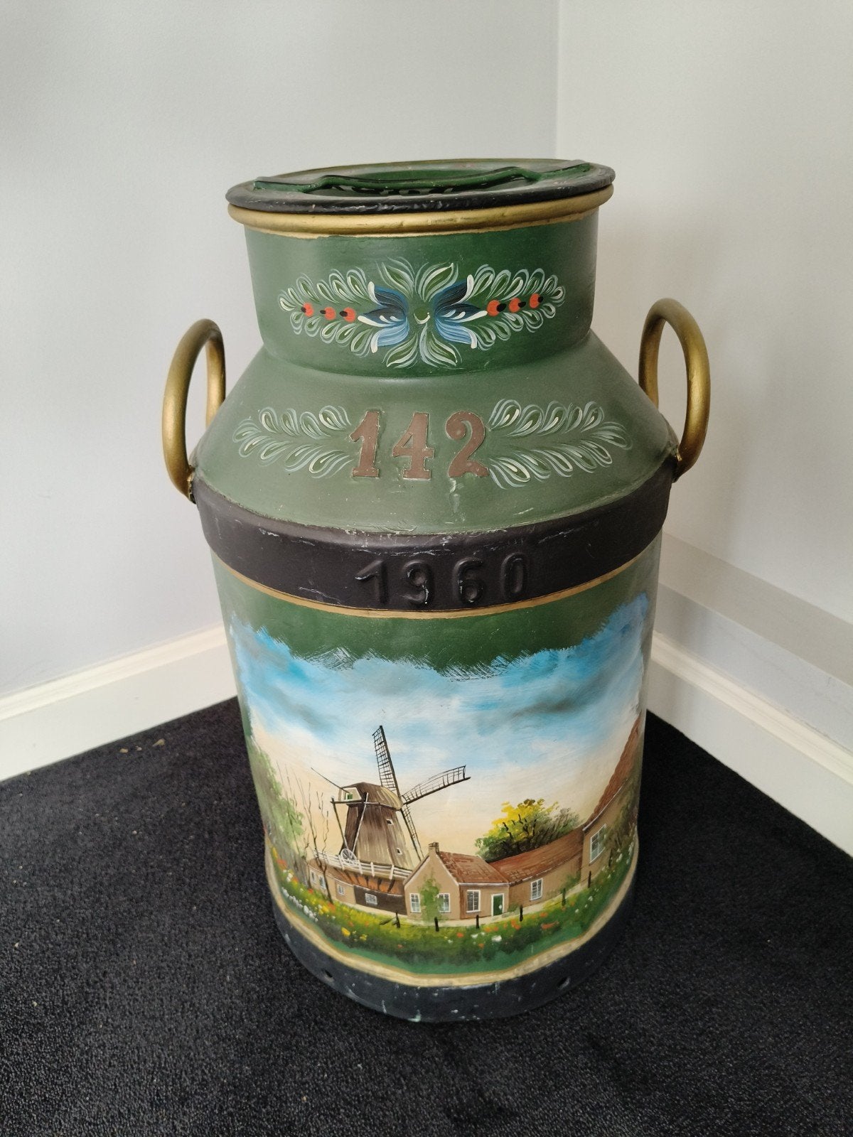 Melkbus met beschildering PELMOLEN, Ophalen