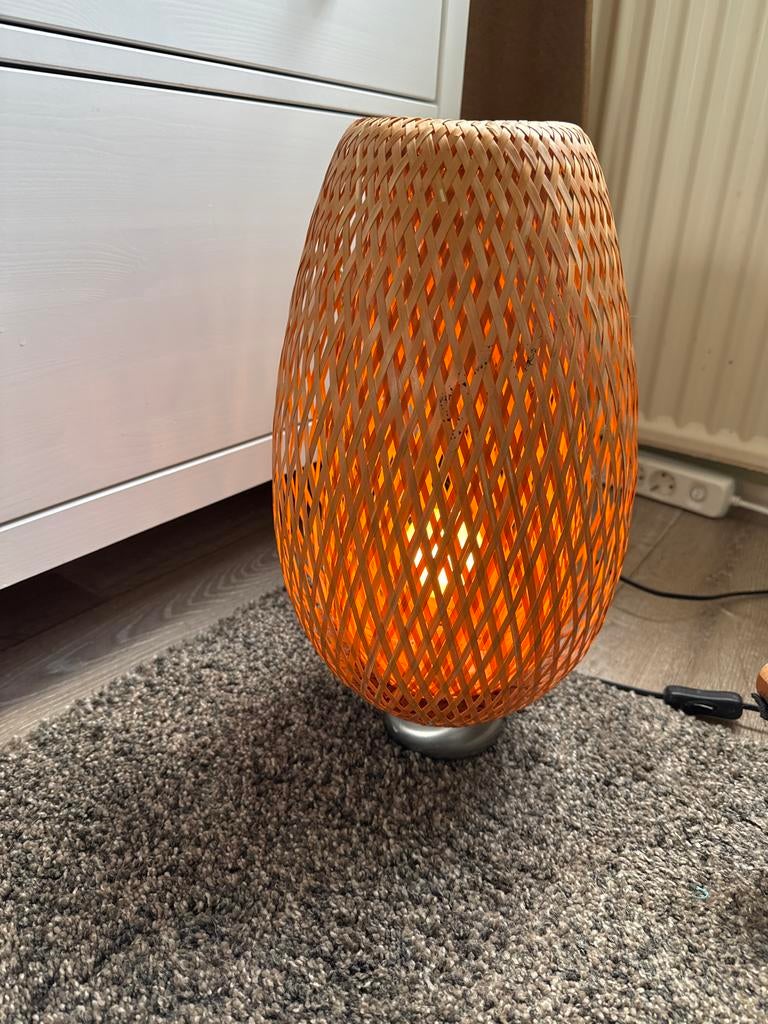 BÖJA Tafellamp, bamboe/handgemaakt, Ophalen of Verzenden, Zo goed als nieuw, Hout