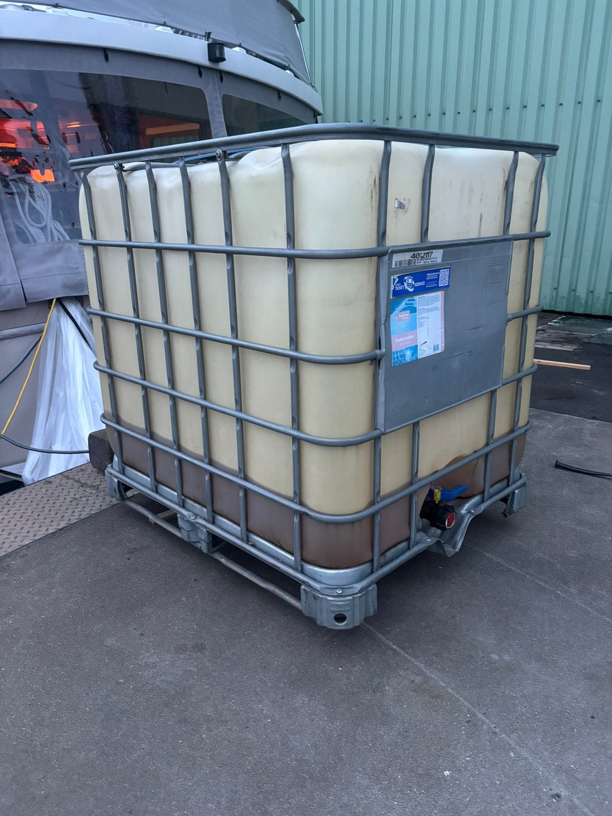 Polyethyleen opslagtank met ruin 600 liter diesel, Ophalen of Verzenden