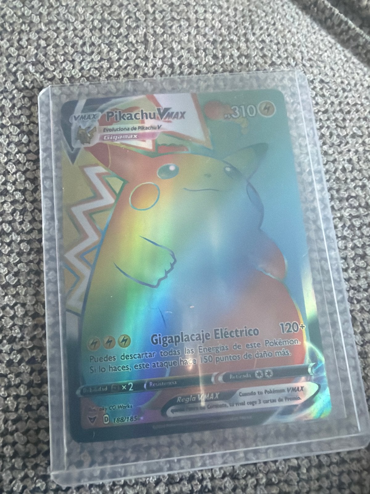 Pikachu VMAX Rainbow Rare Pokémon Kaart (188/185), Hobby en Vrije tijd, Verzamelkaartspellen | Pokémon, Ophalen of Verzenden, Zo goed als nieuw