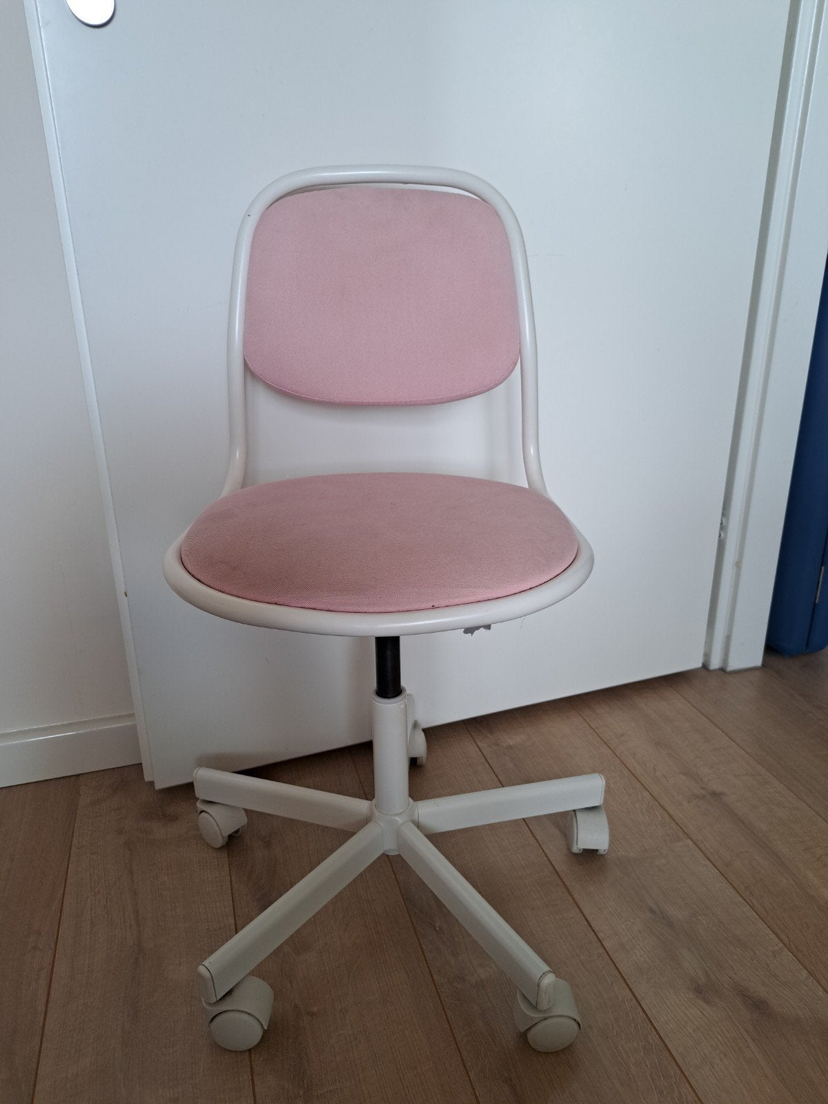 IKEA ÖRFJÄLL Bureaustoel - Roze/Wit, Ophalen, Gebruikt, Roze, Bureaustoel
