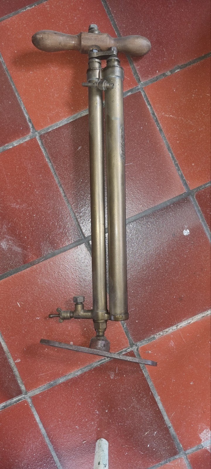 oude banden pomp, Ophalen of Verzenden